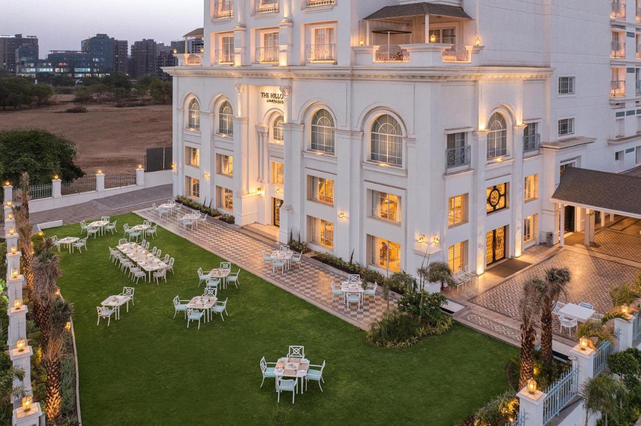 Hotel Hillock Ahmedabad Buitenkant foto