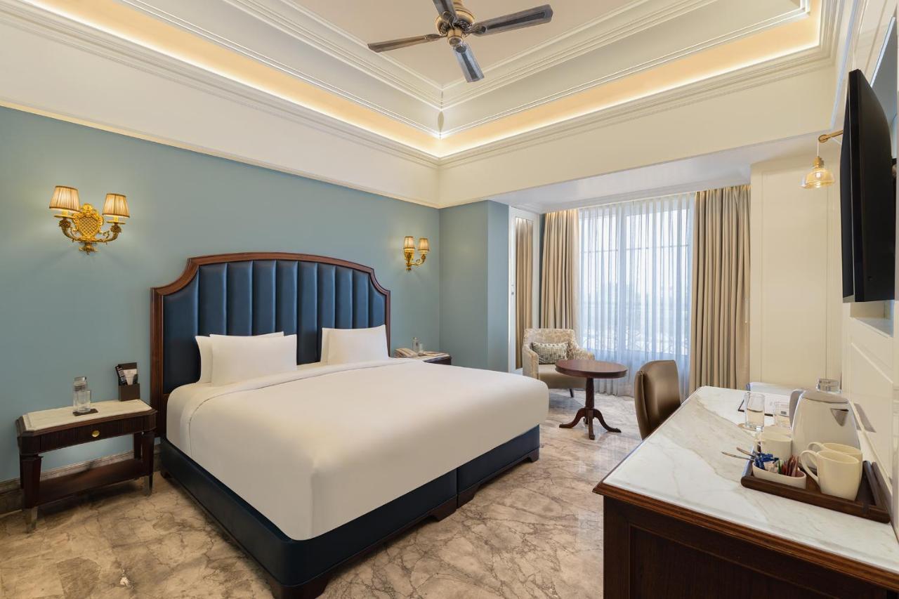 Hotel Hillock Ahmedabad Buitenkant foto